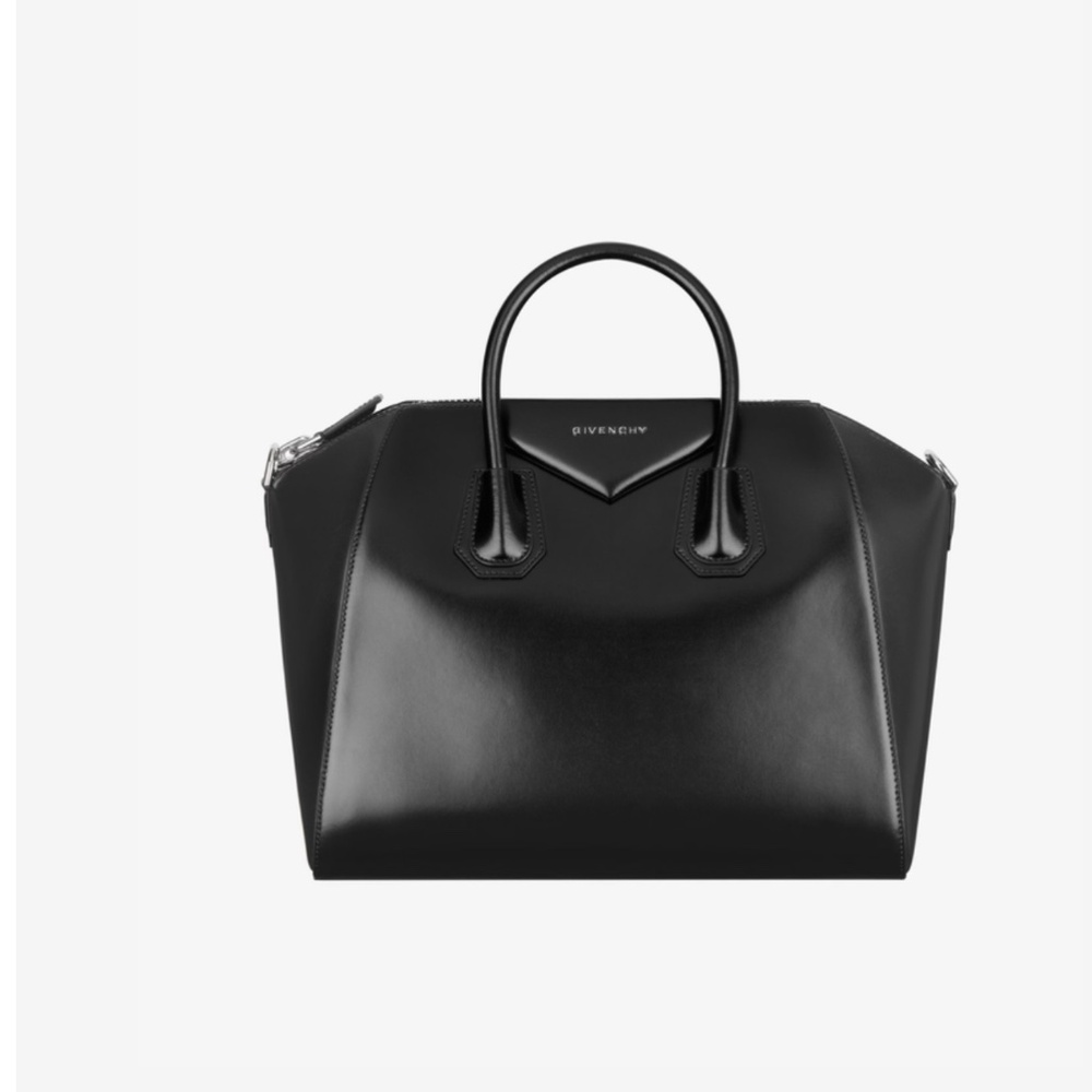 Givenchy - Picture 5 of 5